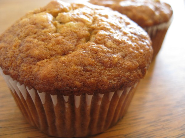 banana crumb muffin