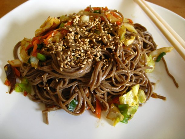 soba with shiitake and cabbage