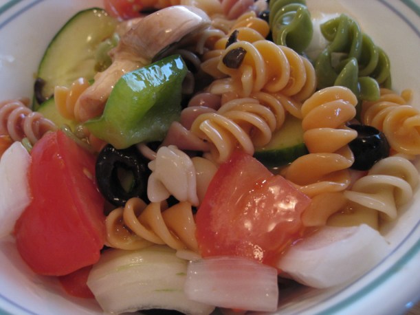 Easy Pasta Salad Easy Pasta Salad