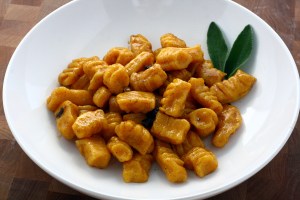 gnocchi with sage browned butter | doughseedough.net