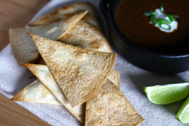 baked tortilla chips | doughseedough.net