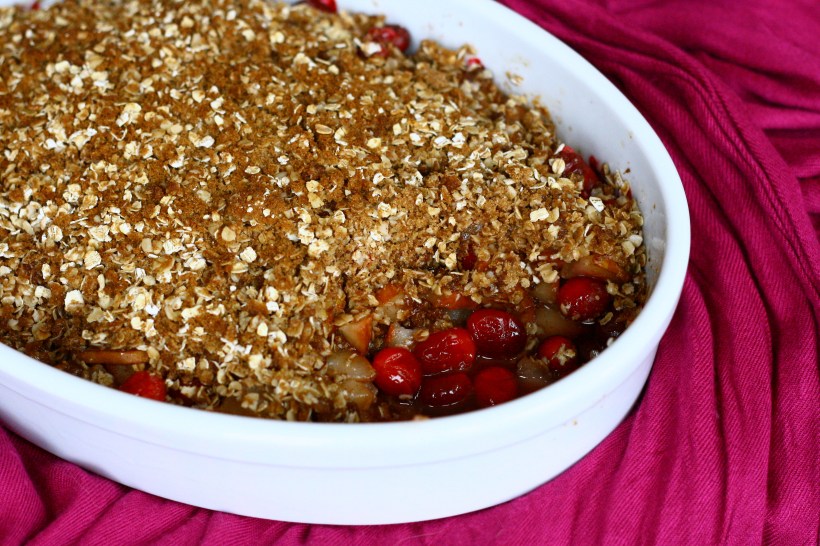 dairy free cranberry pear crisp | doughseedough.net