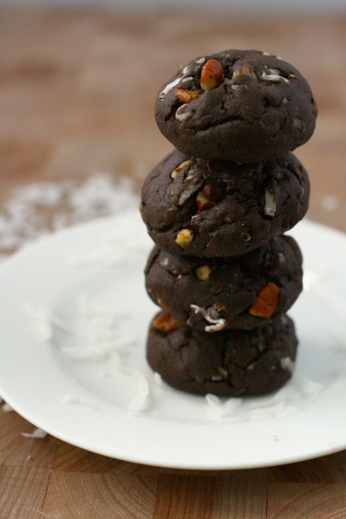 Dairy-Free German Chocolate Cake Cookies | doughseedough.net
