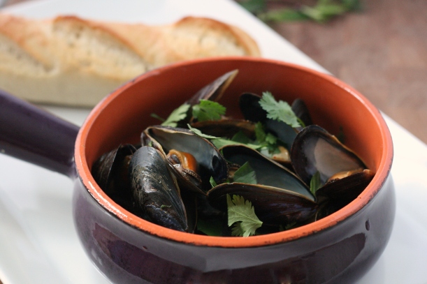 Curried Mussels in White Ale | doughseedough.net