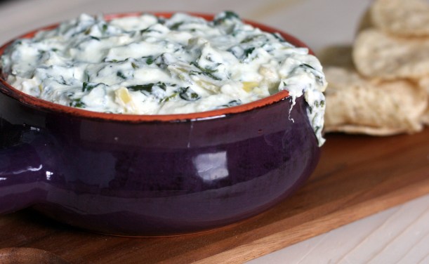 Lightened Up Spinach Artichoke Dip | doughseedough.net